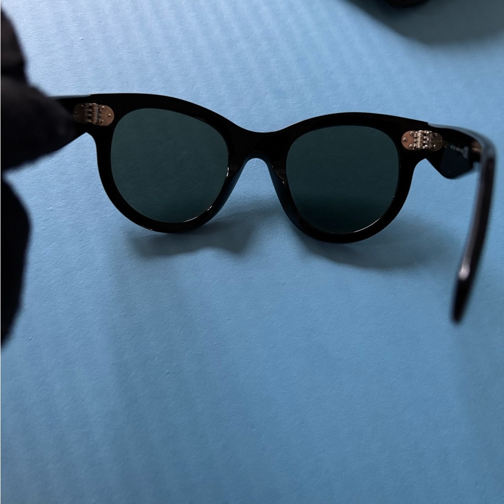 Celine classic sunglasses women’s pre owned - Picture 5 of 11